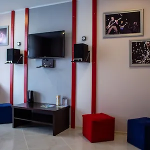Rock First Line Hotel apartamentowy