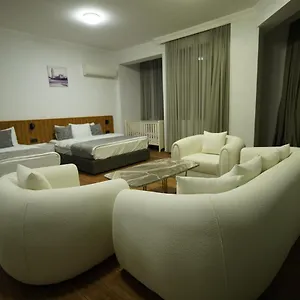 3* Hotel старый